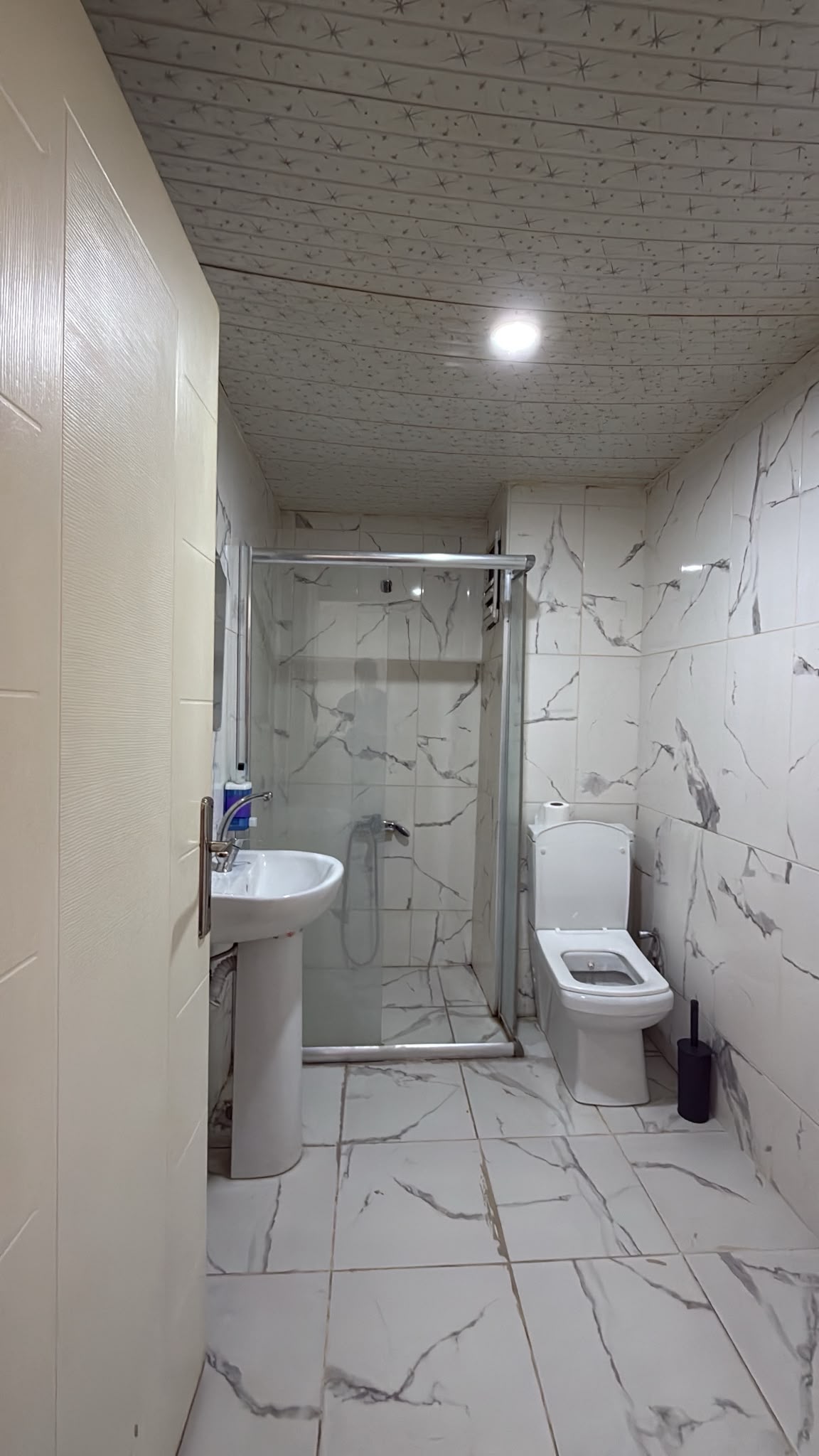 1+0 Stüdyo · Banyo